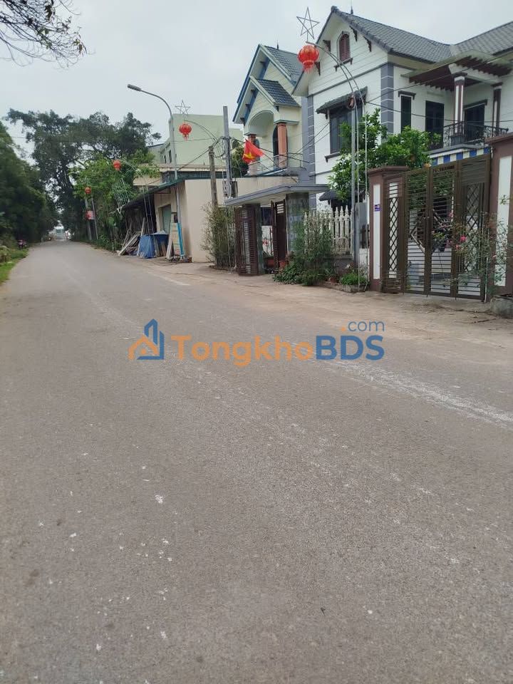 Đất nền Quốc Oai 204m² - Mặt tiền 10m, View Hồ, Sổ Đỏ Full Thổ Cư