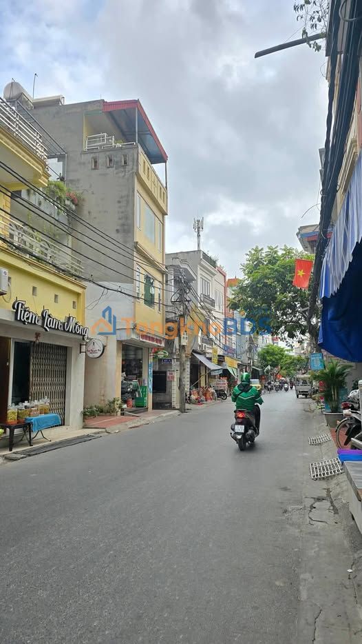 Nhà Mặt Tiền Miếu Hai Xã, Lê Chân, Hải Phòng - 42m² Kinh Doanh Đắc Lợi