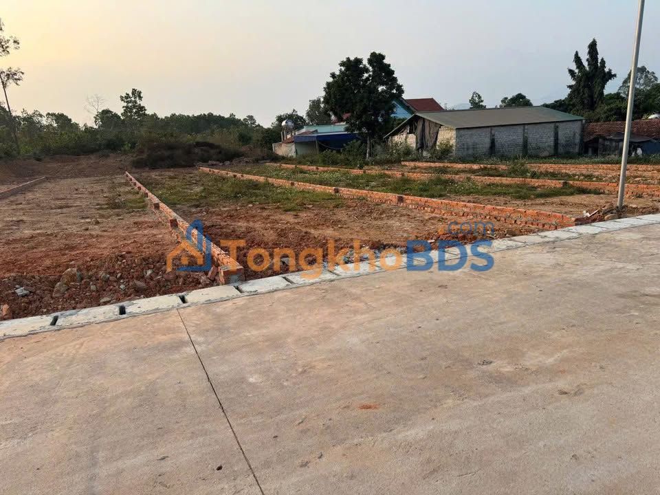 Đất Vĩnh Phúc 159m² - Sổ Đỏ Sẵn Sàng - Giá 9xx Triệu