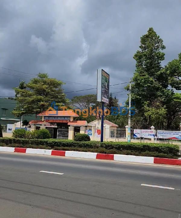 Mặt Bằng Kinh Doanh 144 Tôn Đức Thắng, Gia Lai - Đối Diện Cổng Trường Hoàng Hoa Thám