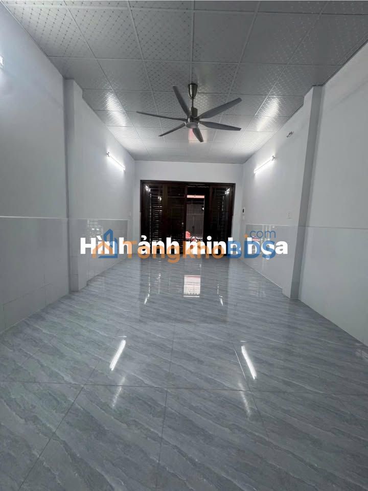 Nhà Cho Thuê Mặt Tiền Kênh Nước Đen, Bình Tân - 72m², Giá 8 Triệu/Tháng