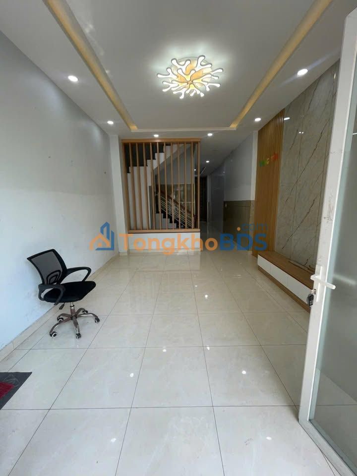 Nhà 4 Tầng Nguyễn Hữu Dật, Tân Phú - 19 Triệu, Sẵn Ở