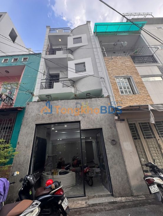 Cho thuê Nhà Huỳnh Văn Bánh, PN - 58m² Sơn Mới, 3 Lầu - Sẵn Ở Ngay!