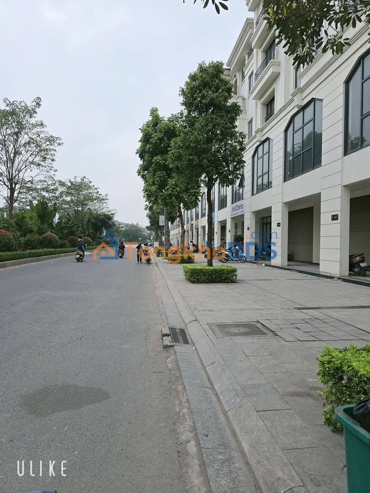 Nhà Phố Kinh Doanh Mặt Tiền 33m KĐT Gia Lâm, 90m² - Sổ Đỏ Vuông Đẹp