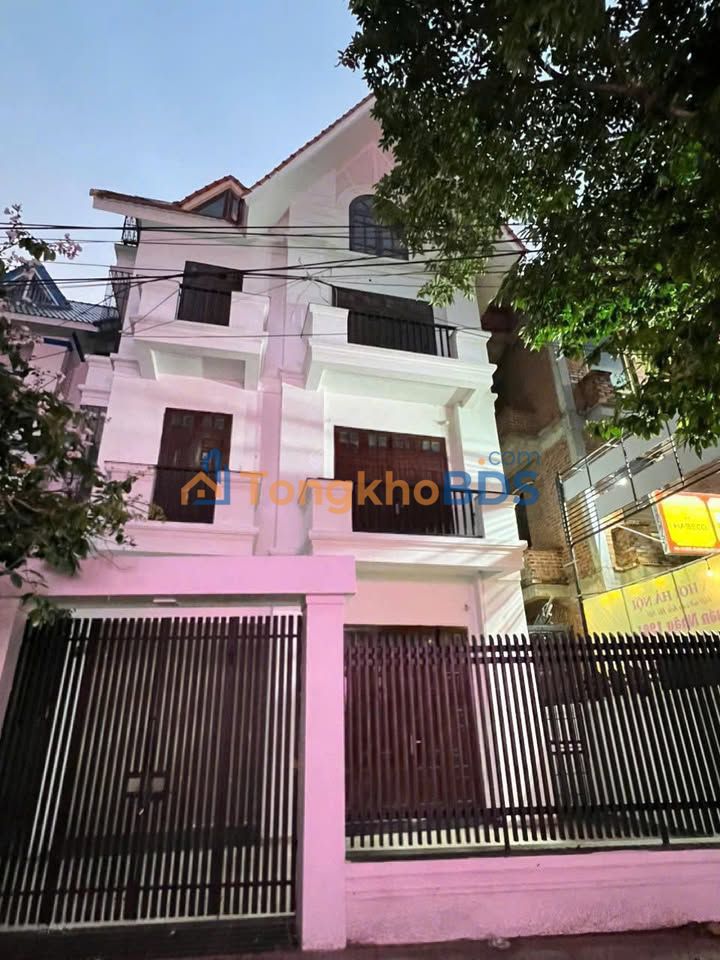 Cho Thuê Biệt Thự 200m² Mặt Tiền 8m Nam Từ Liêm - Kinh Doanh Đa Ngành