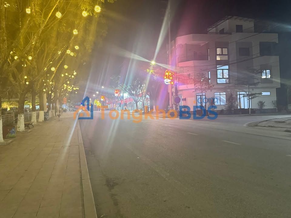 Nhà phố Võ Nguyên Giáp Lào Cai thỏa thuận - Mặt tiền kinh doanh