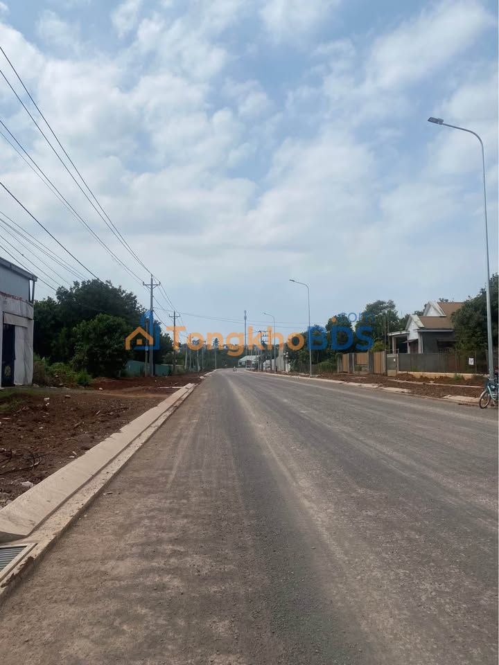 Đất Mặt Tiền Long Khánh 570m² - Sổ Riêng, Giá 800 Triệu