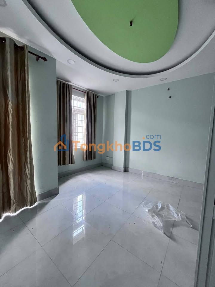 Cho thuê nhà 3 tầng Mặt tiền Đường 2 xe tải, TP. Thủ Đức - 13 Triệu/tháng