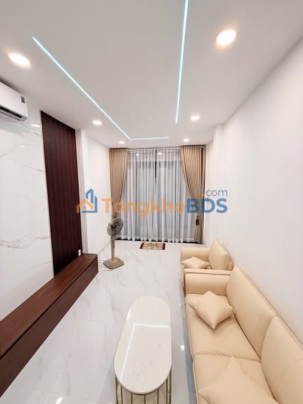 Nhà riêng Nguyễn Trọng Tuyển Tân Bình 34m² 7.999 tỷ - Sẵn sàng ở ngay