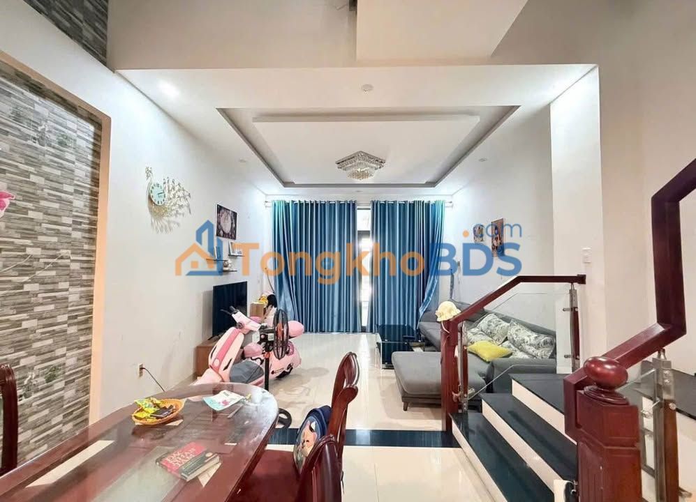 Nhà 3 Tầng Mặt Tiền Diệp Minh Châu, Hòa Xuân - 100m², 18 Triệu/Tháng