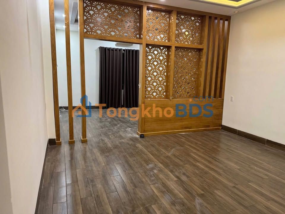 Mặt Tiền Kinh Doanh CMT8 Đà Nẵng - 250m² Giá 55 Triệu/Tháng