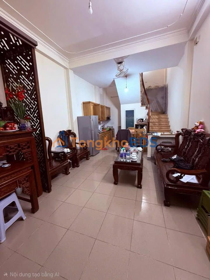 Nhà Phố Vĩnh Tuy 39m² (4 Tầng, MT 4m) - 8 Tỷ, Vài Phút Đến Phố Cổ