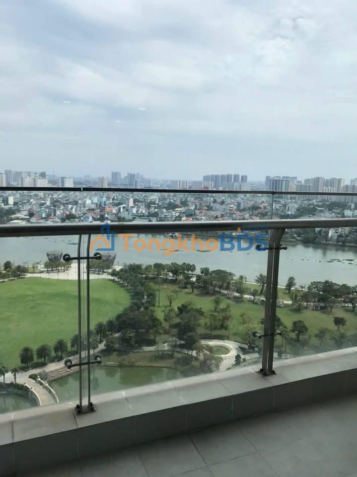 Căn hộ 1PN Vinhomes Central Park 45m² - Sổ hồng sẵn, Giá 5.8 tỷ