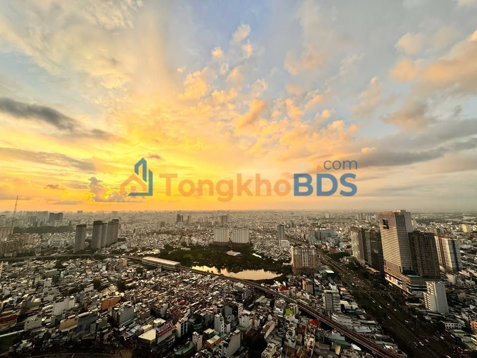 Bán căn góc 3PN Vinhomes Central Park, Landmark 81 - 108m² view TP