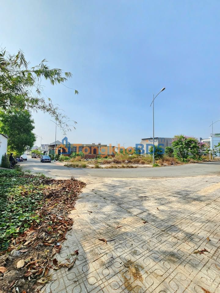 Đất Góc 2 Mặt Tiền Dĩ An 86.5m² Sổ Hồng, Giá 3.5 Tỷ TL