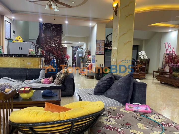 Nhà Mặt Tiền Kinh Doanh 195m² Trần Phú, Lào Cai - Dòng Tiền 65 Triệu/Tháng