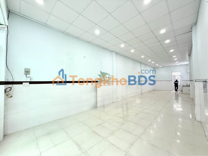 Mặt Bằng Kinh Doanh 80m² Mặt Tiền Đường 12m, P. Phước Hải, Nha Trang - Giá 12 Triệu/Tháng