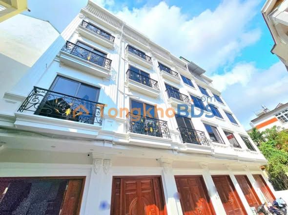 Nhà 5 tầng đẹp Đại Từ, Kim Chung 33m² - 5.25 Tỷ, Gần KĐT Hinode