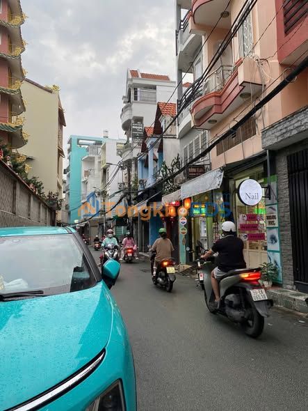 Nhà Phố Kinh Doanh Phan Xích Long, Phú Nhuận - 34m², 5 Tầng, Giá 6 Tỷ