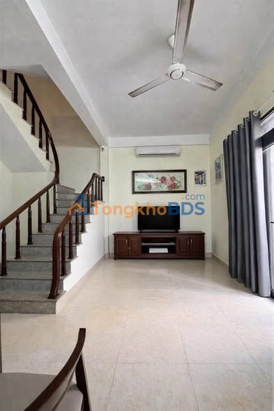 Nhà Đẹp 3 Tầng Xã Tả Thanh Oai, Thanh Trì - 43m² Giá Tốt