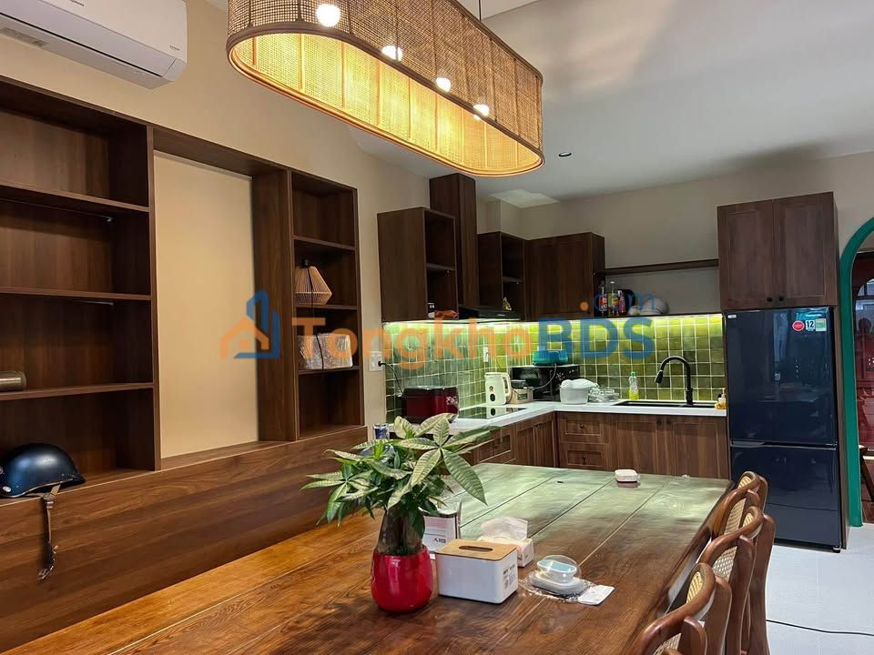 Townhouse Sơn Trà Đà Nẵng 189m² 16.5 tỷ - Đường lớn sầm uất