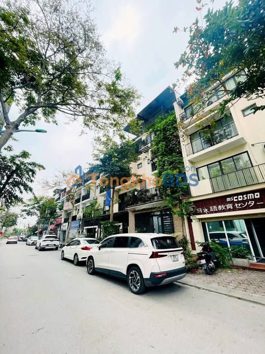 Townhouse Hàm Nghi 80m² giá 23 tỷ - Ô tô vào tận nhà