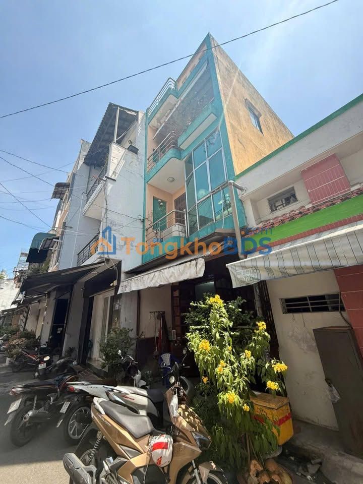Nhà 3 Tầng Đô Đốc Long, Tân Phú - 40m² Giá 6.3 Tỷ, Hẻm Xe Hơi