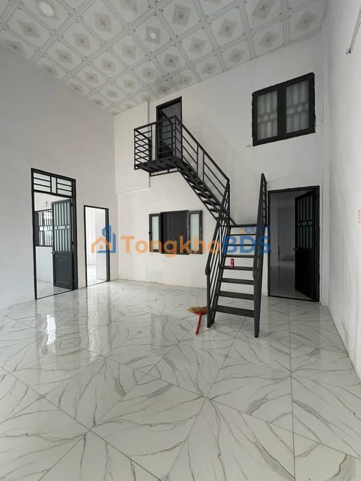 Nhà nguyên căn My Hai Phan Rang 120m² 4 triệu - Oto vào nhà