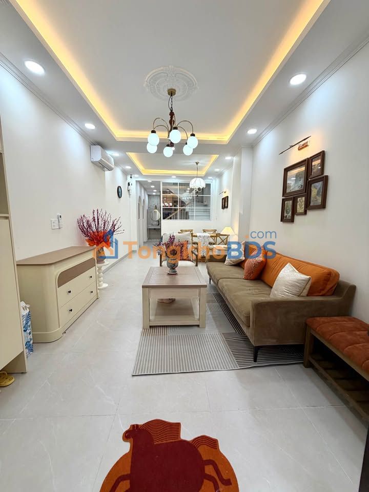 Nhà 42m² 2 Tầng 3PN Tô Hiến Thành, Q10 - Giảm 1 Tỷ, Giá 7.5 Tỷ