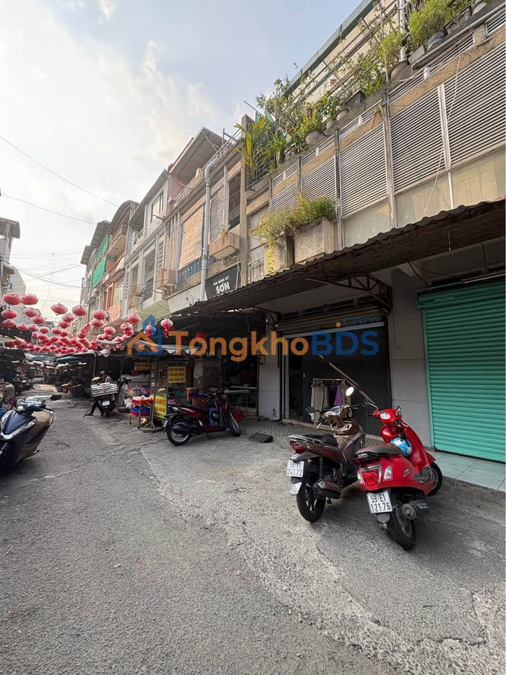Nhà Mặt Tiền Kinh Doanh Chợ Tân Sơn Nhất, Gò Vấp - 6.2 Tỷ