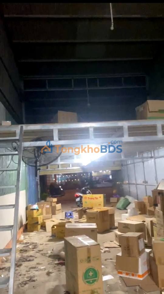 Kho Hiệp Thành, Thủ Dầu Một 120m² 7 triệu - Hoạt động ngay