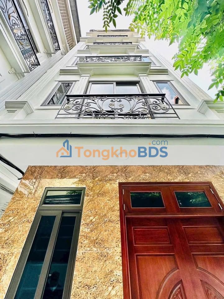 Nhà Thụy Phương 35m² 5 Tầng - View Sông Hồng, Ô tô gần nhà - 5.89 Tỷ