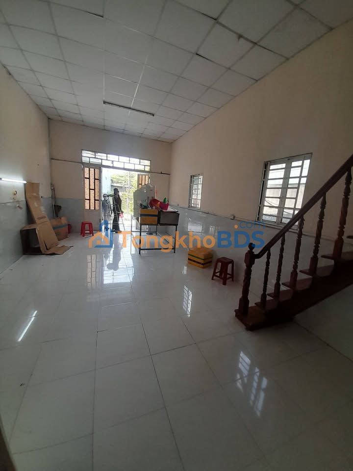 Nhà Nguyên Căn Đông Thạnh, Hóc Môn - 64m² Giá 3.5 Triệu/Tháng, Sân Vườn Thoáng Mát