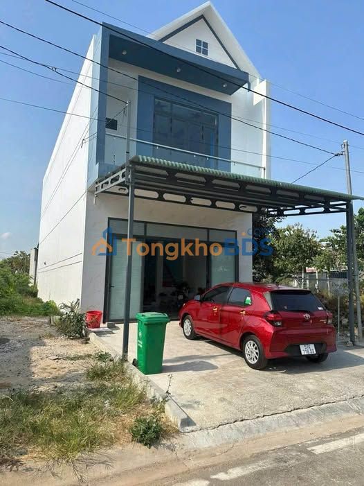 Nhà 1 Trệt 1 Lầu Mặt Tiền Nhựa Lớn Định Quán 132m² - Sẵn Sàng Đón Tết