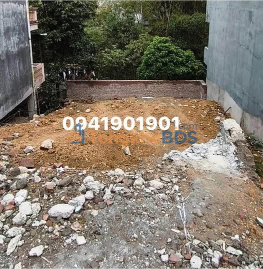 Bán đất Phường Sông Hiến, Cao Bằng 109m² - Ngõ ô tô, Hướng Đông Nam