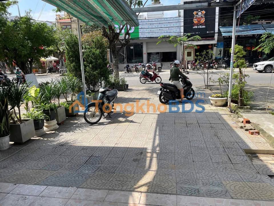 Nhà Mặt Tiền Lê Thanh Nghị - Kinh Doanh Sầm Uất 71m², 3 Tầng - 17.5 Tỷ