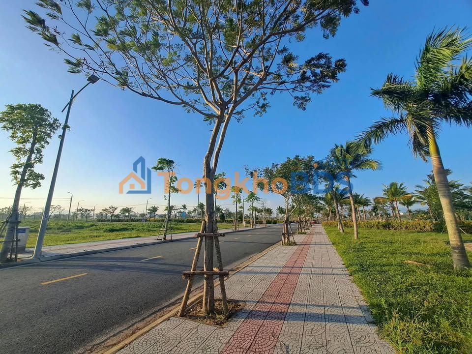 Bán đất Đầm Sen - Nam Hòa Xuân 100m² - Sổ hồng chính chủ