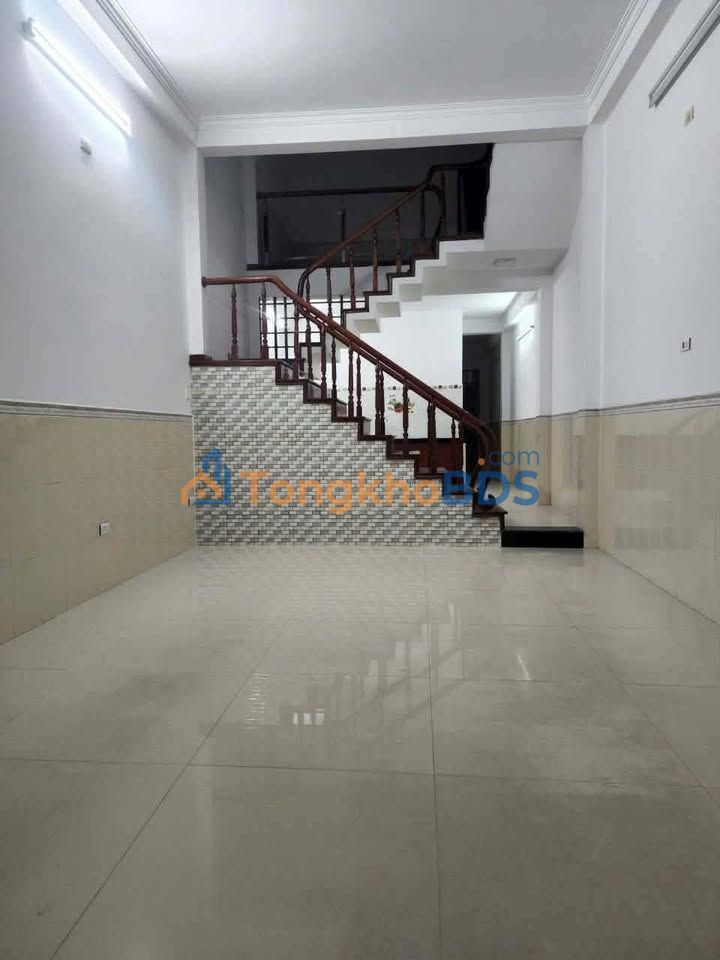 Nhà 2 Tầng Mặt Tiền Kinh Doanh Thái Thị Bôi, Đà Nẵng - 65m² Giá 11 Triệu