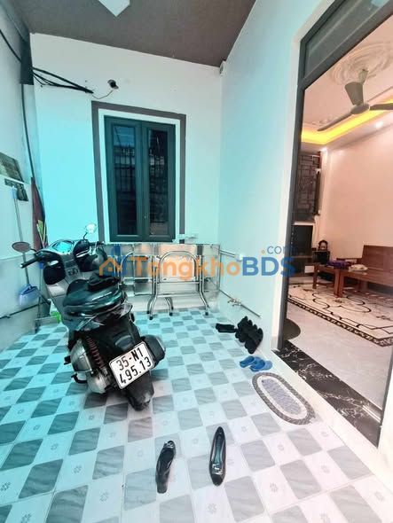 Cho thuê nhà 3 tầng ngõ Tô Hiến Thành, Nam Định - Giá 6 triệu/tháng