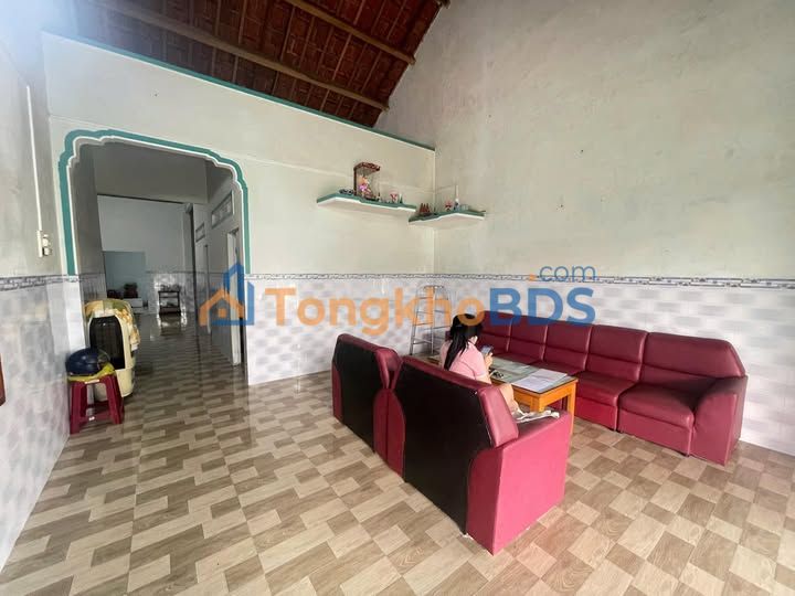Nhà Cấp 4 141m² Tây Hoà, Tuy Hoà - Giá 7 Tỷ, Sổ Đỏ Full Thổ Cư