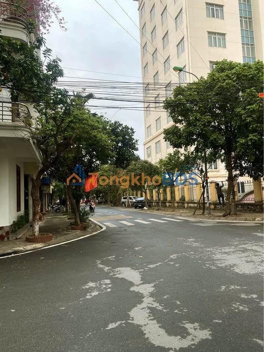 Nhà Mặt Tiền Trung Tâm KĐT Bãi Vượt - 76m², 3 Tầng, Sẵn Sàng Kinh Doanh