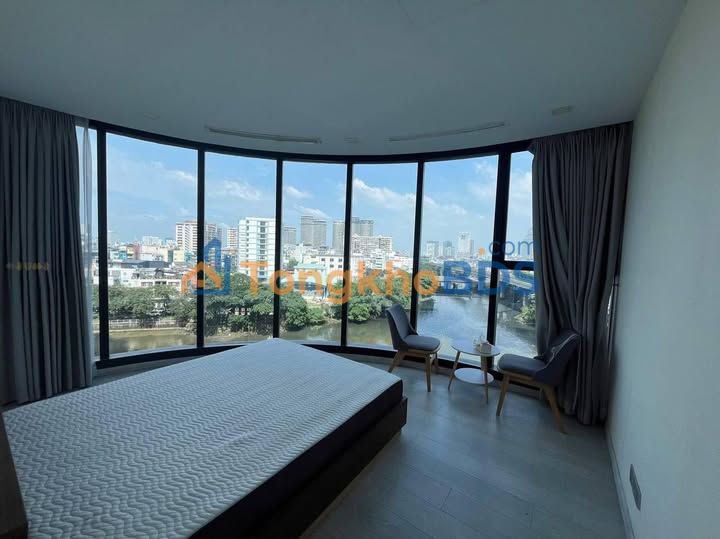 Cho Thuê Căn Hộ Vinhomes Golden River 101m² 3PN - View Landmark 81