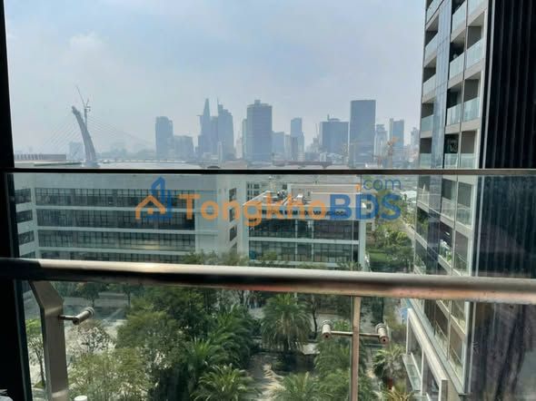 Cho thuê căn hộ Vinhomes Golden River (Bason) 1PN 53m² view thành phố