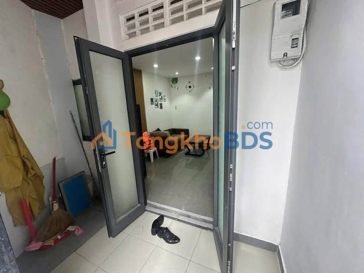 Nhà 2 Tầng Kiệt Phạm Văn Nghị 22m² - Full Nội Thất, Giá 2.2 Tỷ