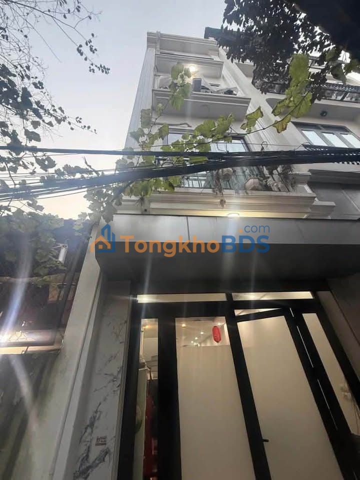 Nhà Phường Long Biên 40m² 5 Tầng - Sẵn Sàng Vào Ở Ngay!