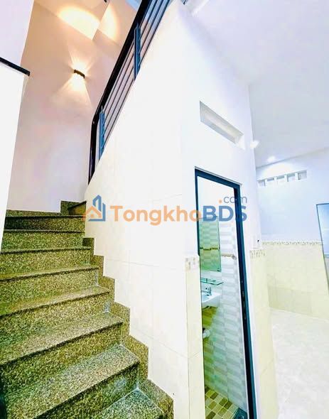Nhà Phường 11 Quận 6, 40m², 4PN, 6.28 Tỷ - Sẵn Sàng Vào Ở Ngay!