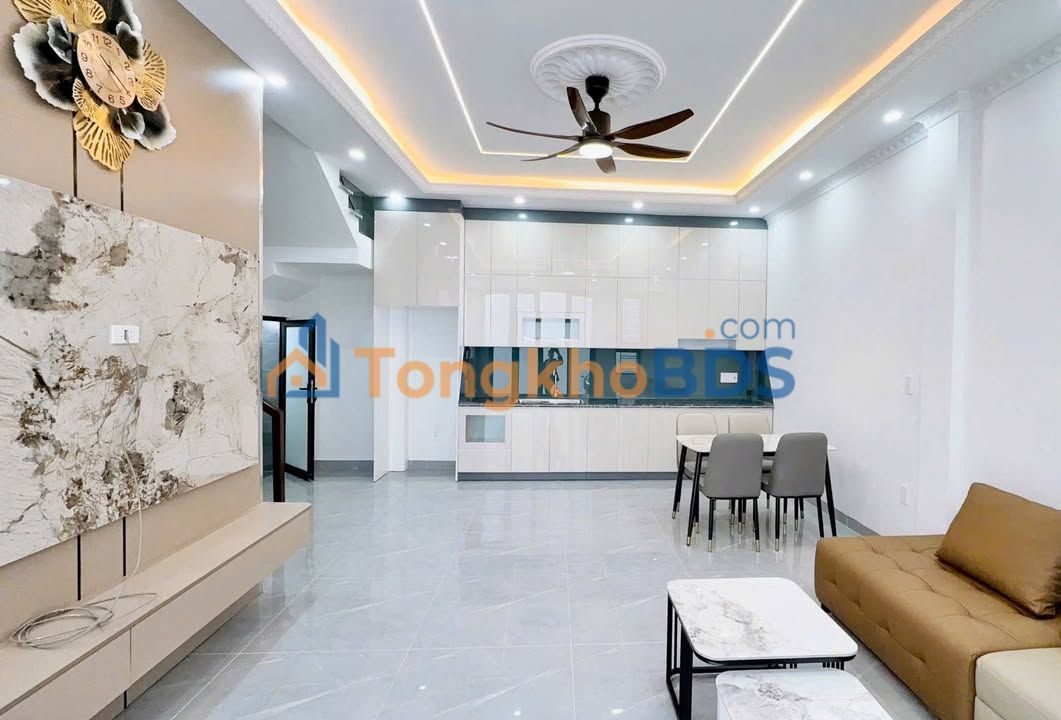 Nhà 4 Tầng Đằng Lâm, Hải An - 50m² Sổ Đỏ Vuông Vắn, Ô Tô Tới Cửa