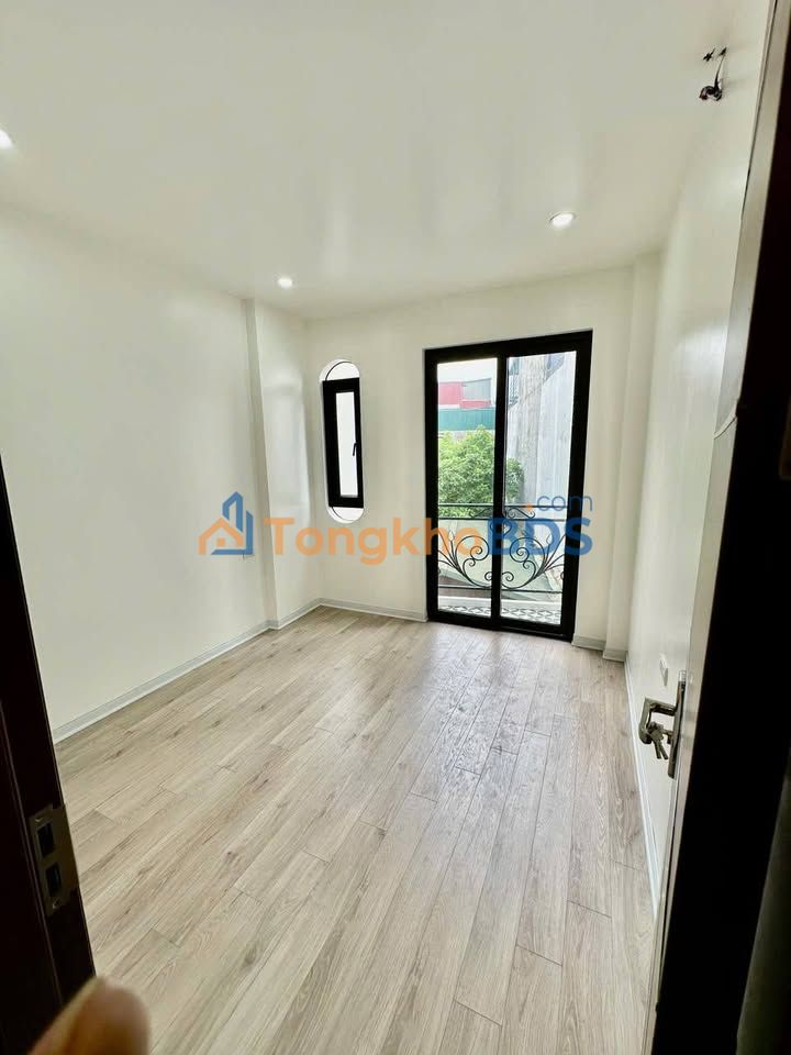 Nhà Mặt Tiền Kinh Doanh Phường Phú Lương, Hà Đông - Thang Máy, 35m², 7.6 Tỷ