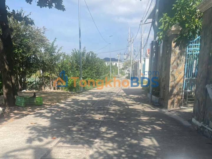 Bán Đất Long Hải 215m² - Sổ Đỏ Thổ Cư, Gần Biển, Giá 2.1 Tỷ