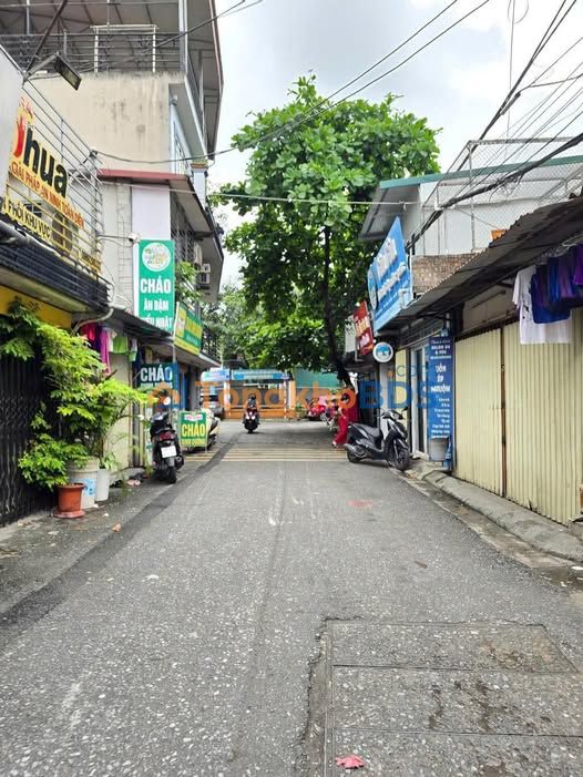 Nhà 35m² 4 Tầng Full Nội Thất Gần Đại Học Công Nghiệp - Sổ Đỏ Sẵn Sàng